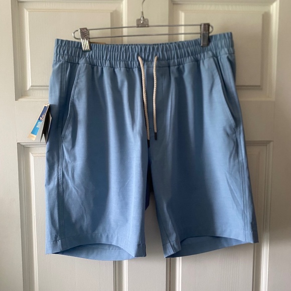 NWT - Faherty "Pull On" All Day Shorts (8" Inseam) - Coastal Blue - M